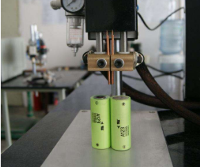 焊接靈活性能穩(wěn)定的電池點焊機如何實現？